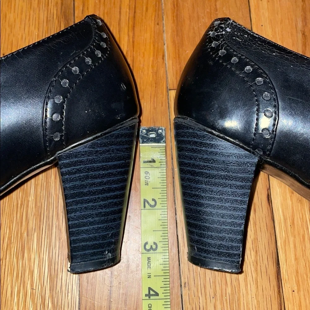 Anthropologie G.H. Bass Black Leather Lace-Up Heels.  Faith.  Size 7.5.